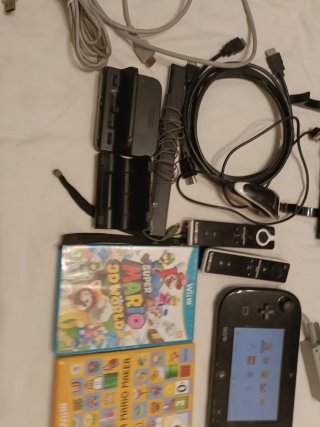 Nintendo Wii U Nera + Giochi e Accessori