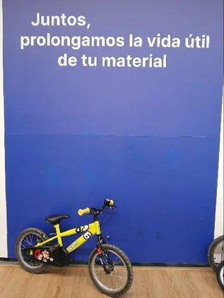 Dino Bike Amarillo