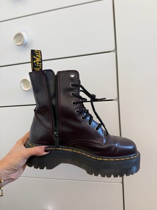 Botas Dr. Martens plataforma burdeos T39
