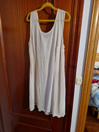 Vestido de verano beige