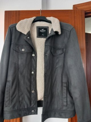 Chaqueta Hollister forrada gris Talla M
