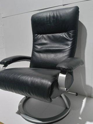 Sillón reclinable y reposa, 2 unidades,precio de 1