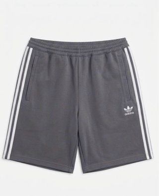 Pantalones cortos Adidas grises con 3 rayas