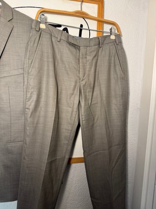 Traje de hombre gris