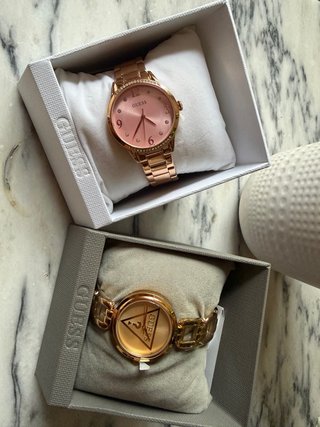 2 Relojes Guess Mujer