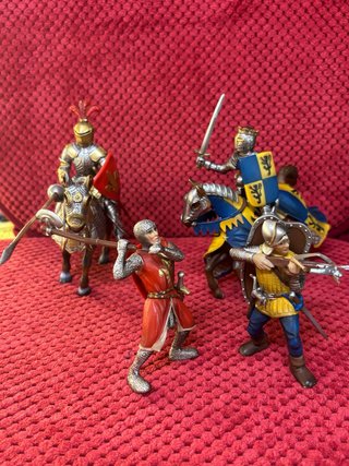 Lote 4 Figuras Caballeros Medievales Schleich