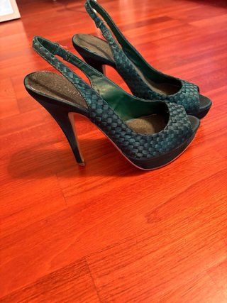 Zapatos de tacón verde