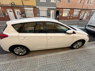 Toyota Auris 2013