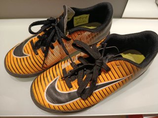 Zapatillas Nike Fútbol Sala Talla 35. Poco uso