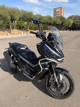 Zontes 368G Negra 2025 - 4350 km