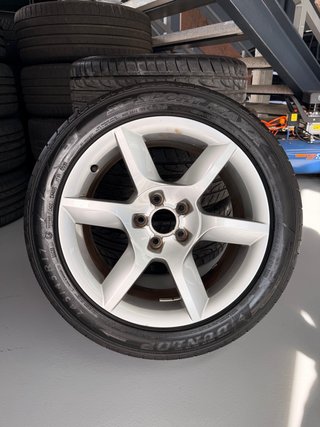 Llantas con neumáticos Audi 245/45R17 17 pulgadas