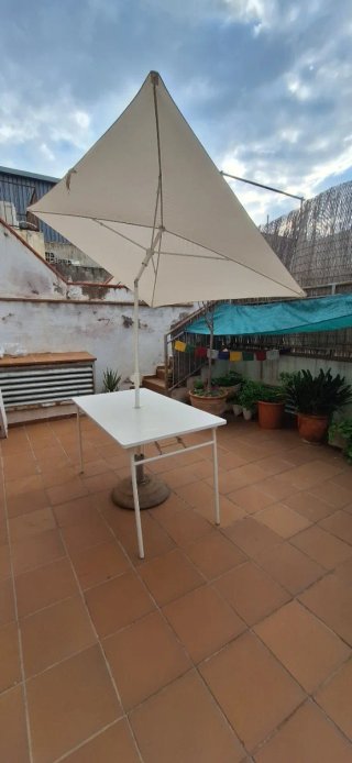 Mesa de Terraza con Parasol y Pie