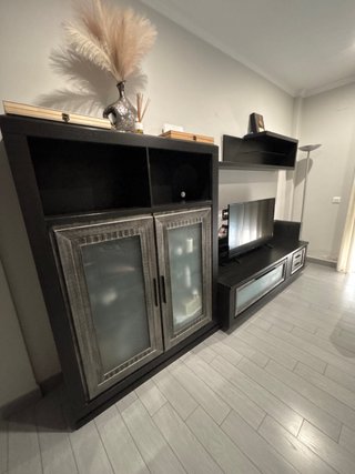Mueble de Comedor de Madera