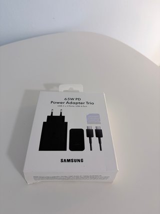 Cargador Samsung 65W PD Power Adapter Trio