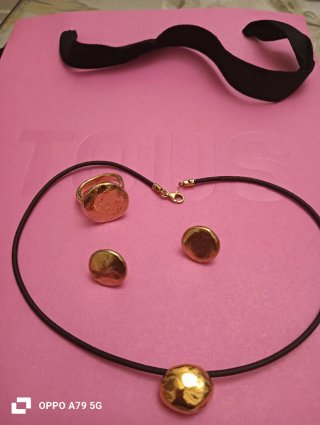 Pendientes, anillo, gargantilla vermel tous