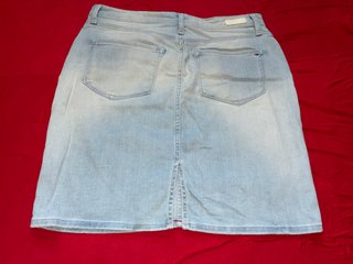 Falda vaquera Tommy Hilfiger azul claro
