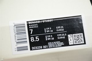 Chanclas Nike x Stüssy Blancas