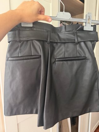 Shorts de cuero Zara , nuevos sin etiqueta , nunca