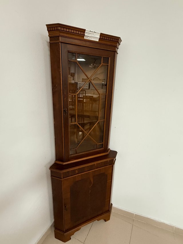 Mueble Rinconera de Madera