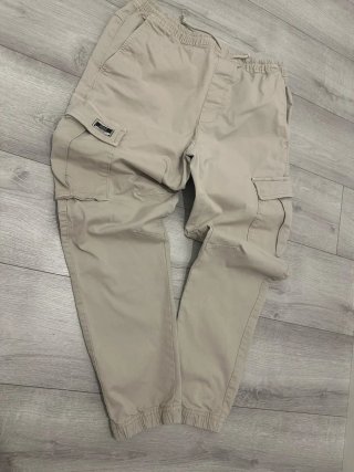 Pantalón cargo hombre beige
