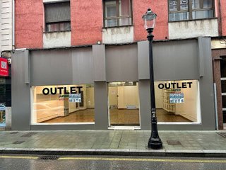 Local comercial en alquiler en Centro en Gijón