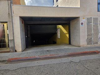 Garaje en alquiler en Centre en Sabadell