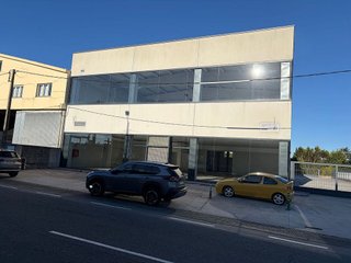 Nave industrial en alquiler en Carballo