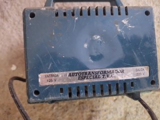 Autotransformador Antiguo 125V a 220V