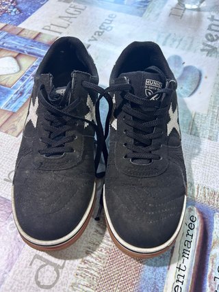 Zapatillas Munich Fútbol Sala Negras Talla 37