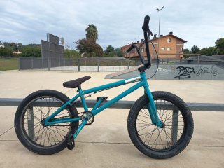BMX Wethepeople Versus