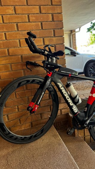 Bicicleta de Triatlón Argon 18