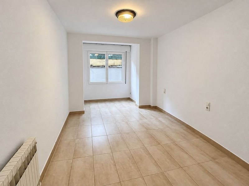 Pis de 3 habitacions de lloguer a Escaldes-Engordany · 12 de 34
