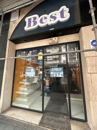 Local comercial en alquiler en Centro en Gijón
