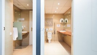 Oficina en alquiler en La Dreta de l'Eixample en Barcelona