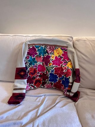 Chaqueta de Piel Bordada La Matilde
