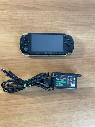Sony PSP-2004 Slim