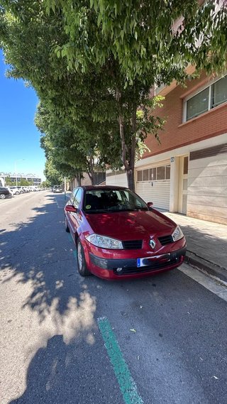 Renault Megane Confort Authentique 1.4 16v