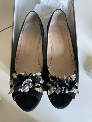 Zapatos Malipiu Negros con Flores