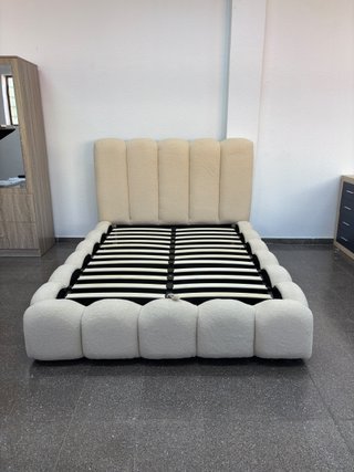 LIQUIDACIÓN Cama Canapé Abatible 135/150 Tapizada
