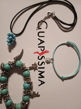 Collar uvas azul y pulsera turquesa