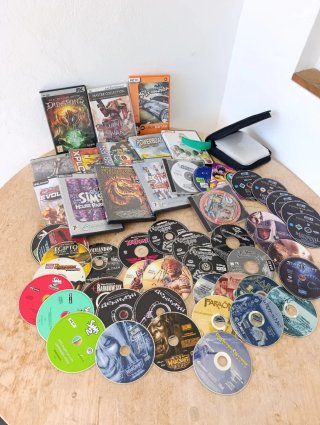 Lote videojuegos Pc clásicos Warcraft sims com