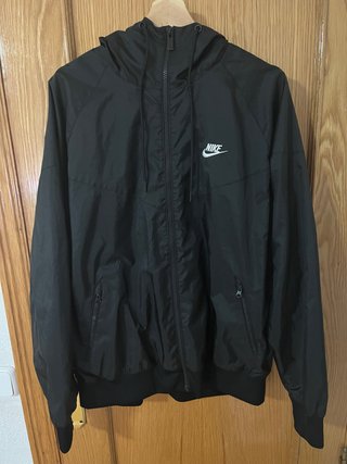 Sudadera Impermeable Nike Negra