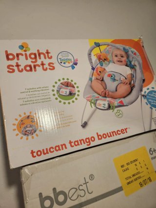 Mecedora Bright Starts Toucan Tango