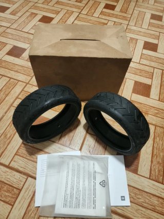 Neumático y cámara patinete eléctrico