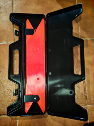 Triángulos de emergencia para coche, dos juegos.
