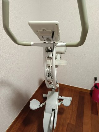Bicicleta estática plegable con tensores nueva