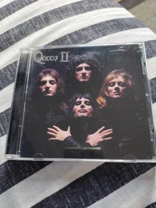 CD Queen II