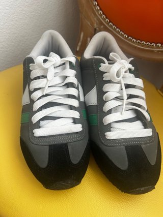 Zapatillas Globe Gris y Negro