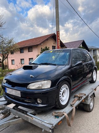 Toma de aire capó Peugeot 106 Rallye