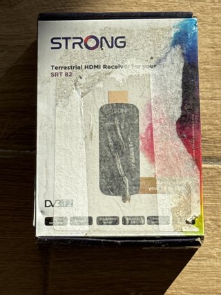 Receptor HDMI STRONG SRT 82 DVB T2